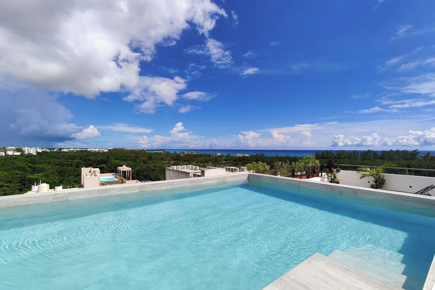 Alberca al aire libre 