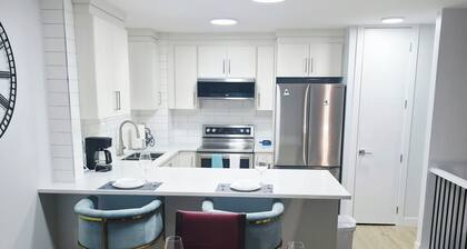 SLEEK FAMILY-FRIENDLY 3 BEDROOM HOUSE MINUTES FROM WEM.