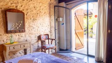 Deluxe Villa, Private Bathroom, Garden View | Free WiFi