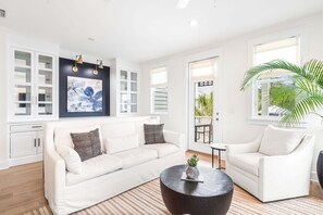 Living area - Luxury Retreat 30A Townhomes with Pool and Walk to Beach, Sleeps 9 (Santa Rosa Beach)