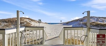 NEW Rental!!! Regatta Condos 201A - Full Beach View with Gulf Front Resort!!