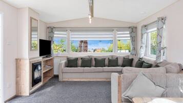 Ferienhaus, 3 Schlafzimmer, barrierefrei, Raucher | Wohnzimmer