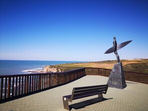 Property grounds - World Surf Reserve: 10-minute walk from Coxos Beach! Loft with patio and BBQ! (Santo Isidoro)