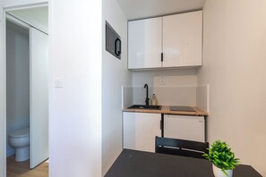 Fridge, microwave - L'Ambroise - Wifi - Centre-ville - Gare (Laval)
