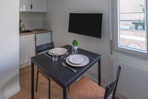 Dining - L'Ambroise - Wifi - Centre-ville - Gare (Laval)