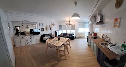 Los PrĂncipes II - Apartment near Feria & Park - Family Friendly Sevilla