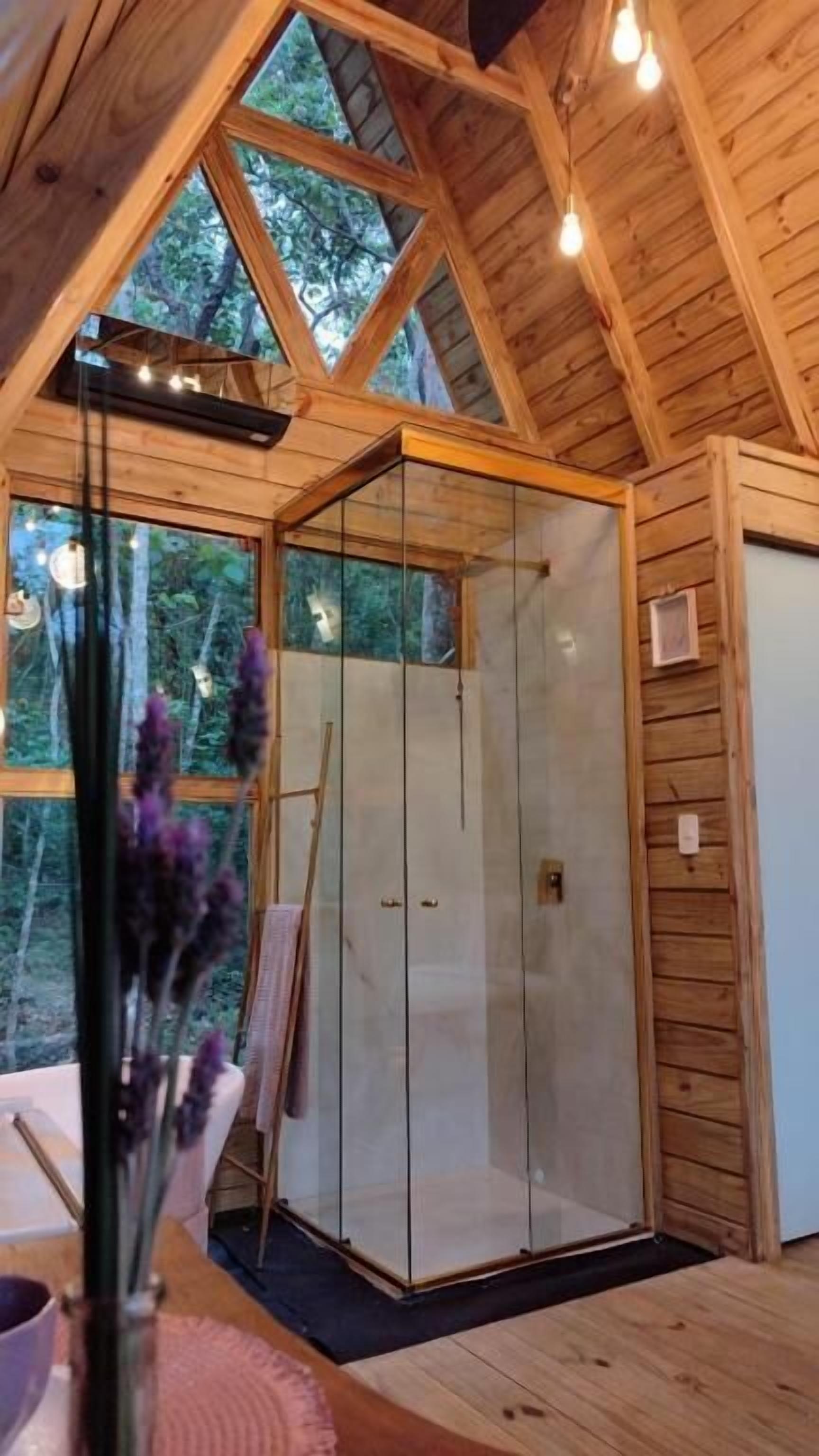 Superior Chalet, Non Smoking, Garden View | Bathroom