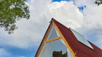 Standard-chalet, tupakointi kielletty, näköala uima-altaalle | Ulkopuoli