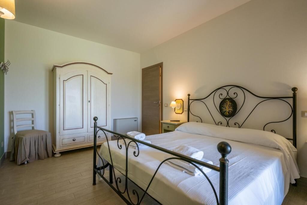 Lägenhet - 1 sovrum - bottenvåning | Värdeförvaringsskåp på rummet, strykjärn/strykbräda och gratis wi-fi