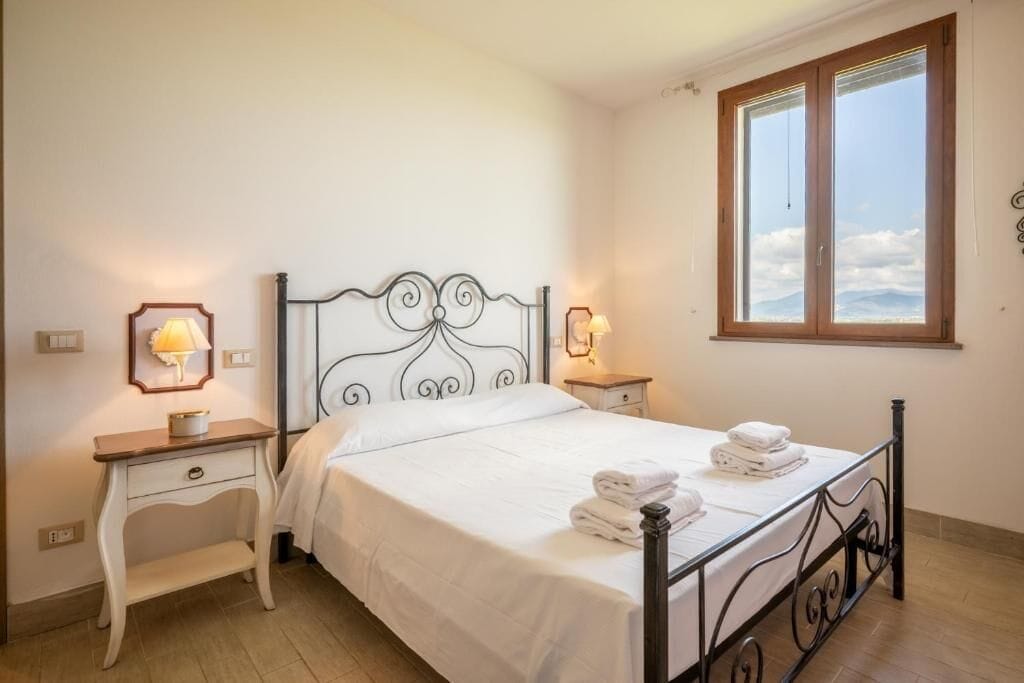 Classic Apartment, 1 Bedroom | In-room safe, iron/ironing board, free WiFi