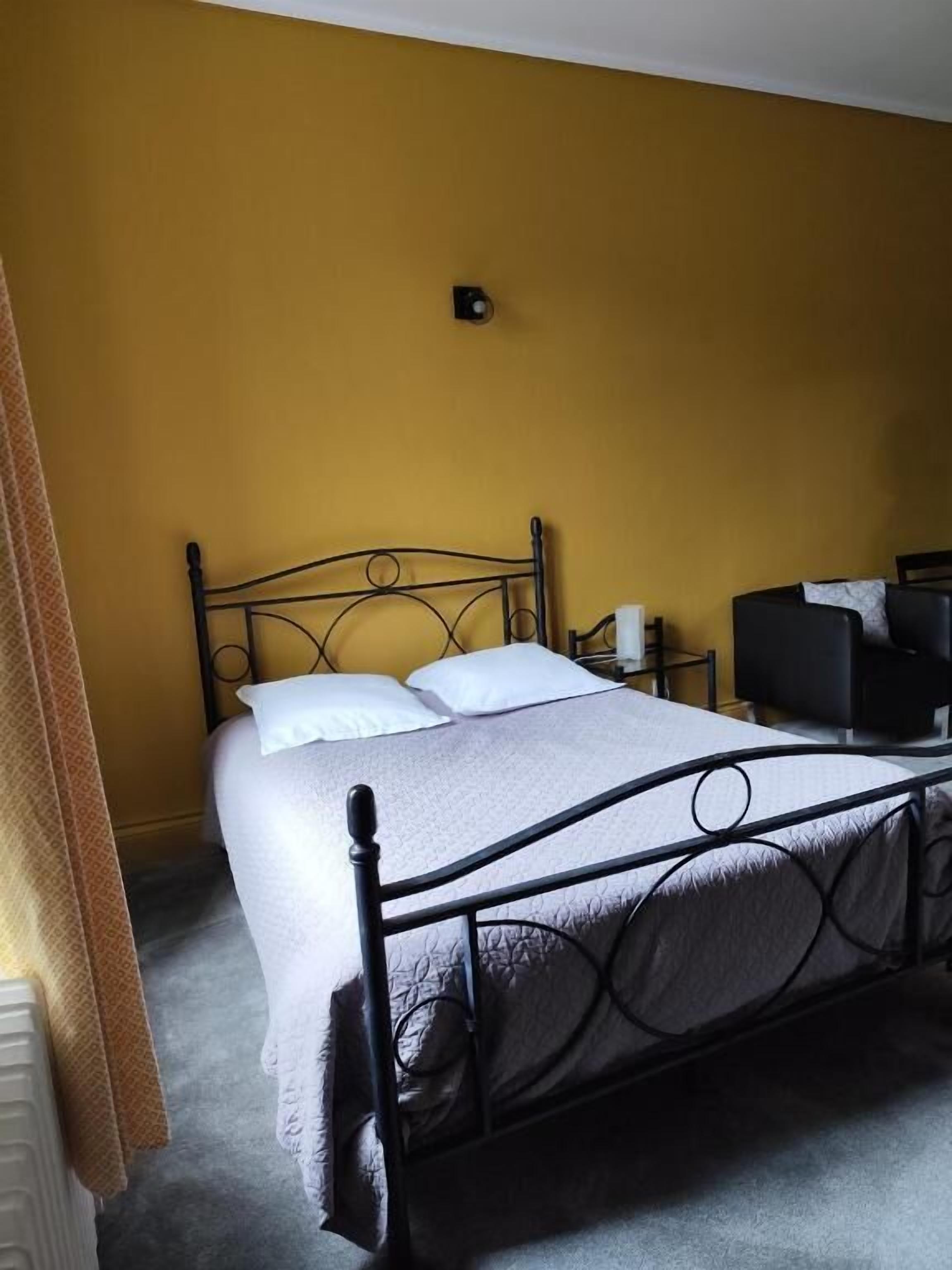 Standard Room | Free WiFi