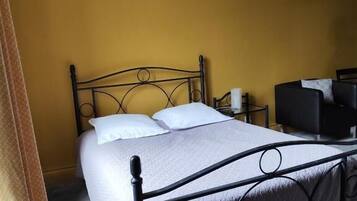 Standard Room | Free WiFi