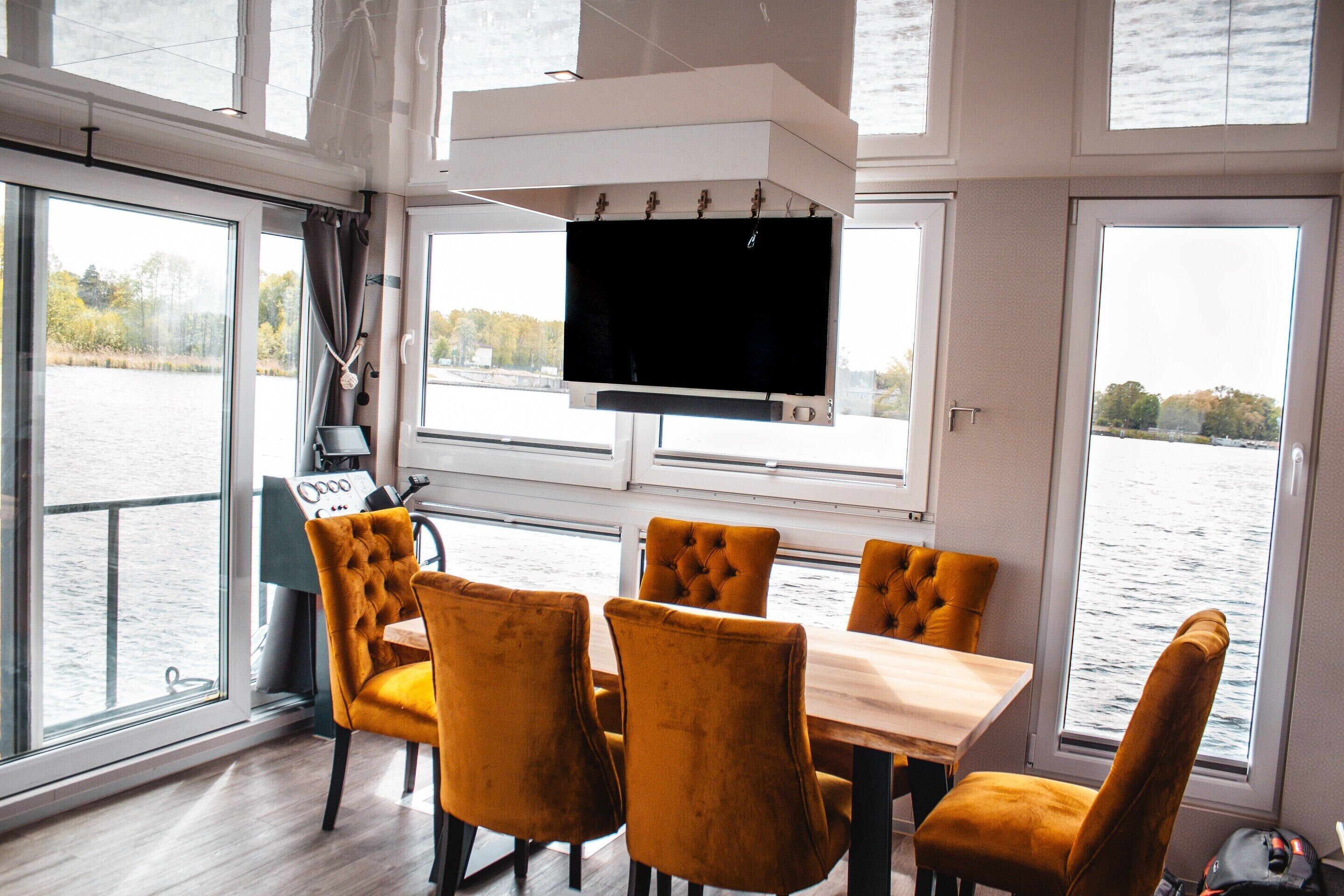 Nhà di động | Khu ăn uống