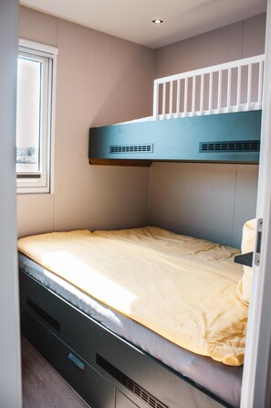 3 habitaciones y muebles diferentes 