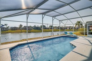 Piscina externa