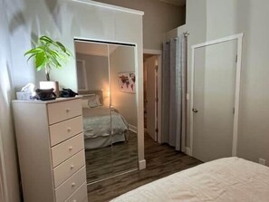 1 dormitori, wifi i roba de llit