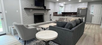 Cute 4-bedroom house in charming Downtown Prattville