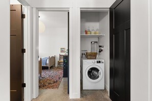 Interior - Hawthorn House (Springfield)