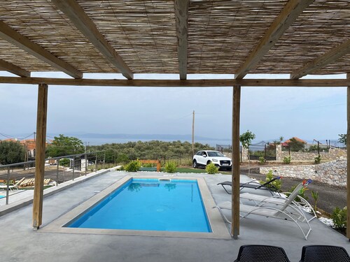 Pierres Blanches Residences 3, with private pools