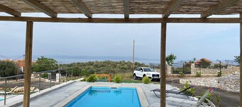 Pierres Blanches Residences 3, with private pools