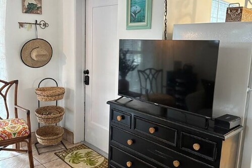 Beautiful 1-bedroom apartment with AC in charming Sebring