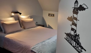 1 bedroom, desk, free WiFi
