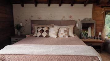 Chalet | Literie de qualité, décor unique, ameublement unique