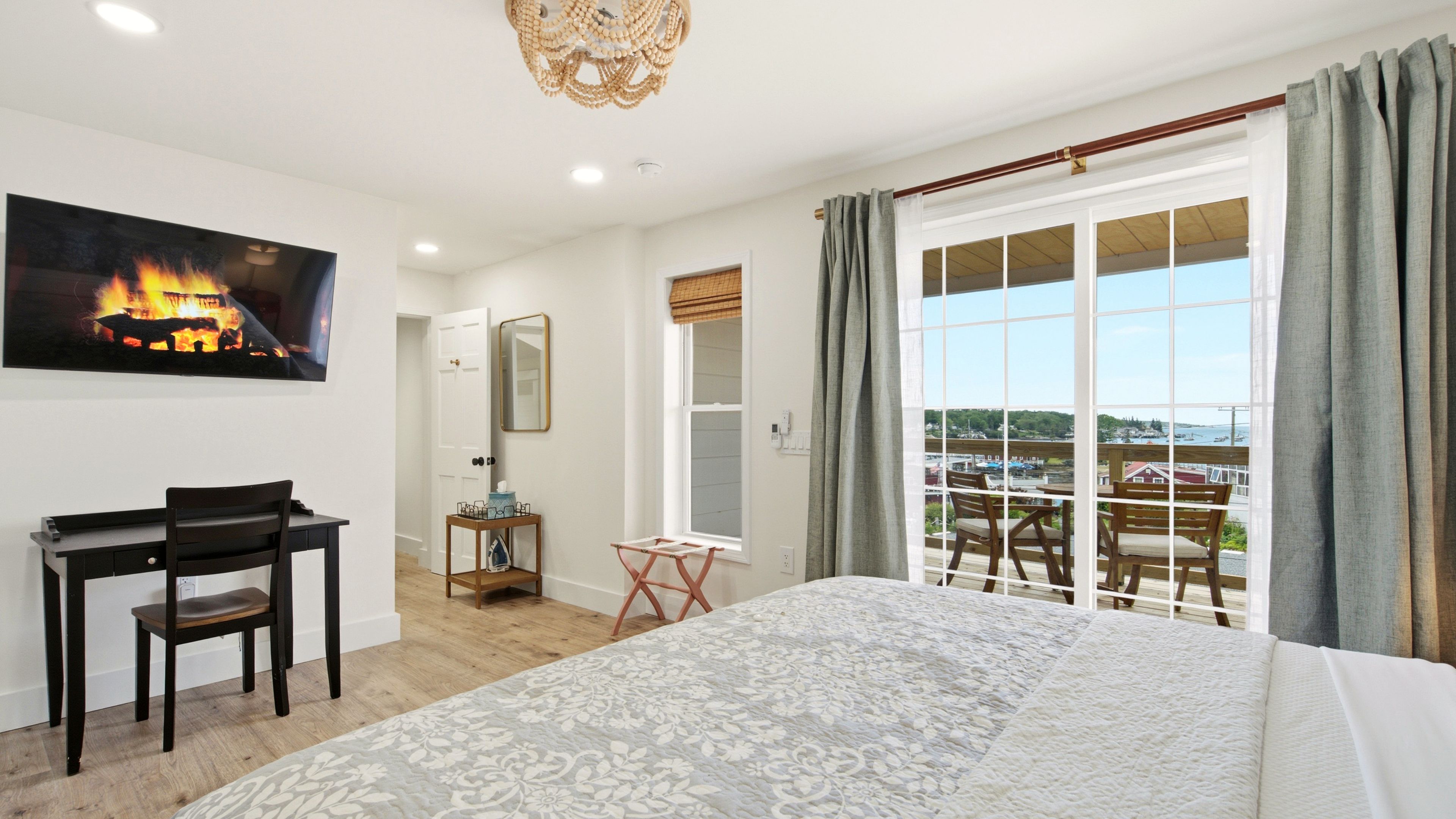 1 chambre, fer et planche à repasser, accès au Wi-Fi (inclus)