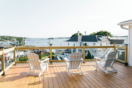 Boothbay Harbor King Suite - Room 6 at Greenleaf Inn - Balcony, Harbor Views!