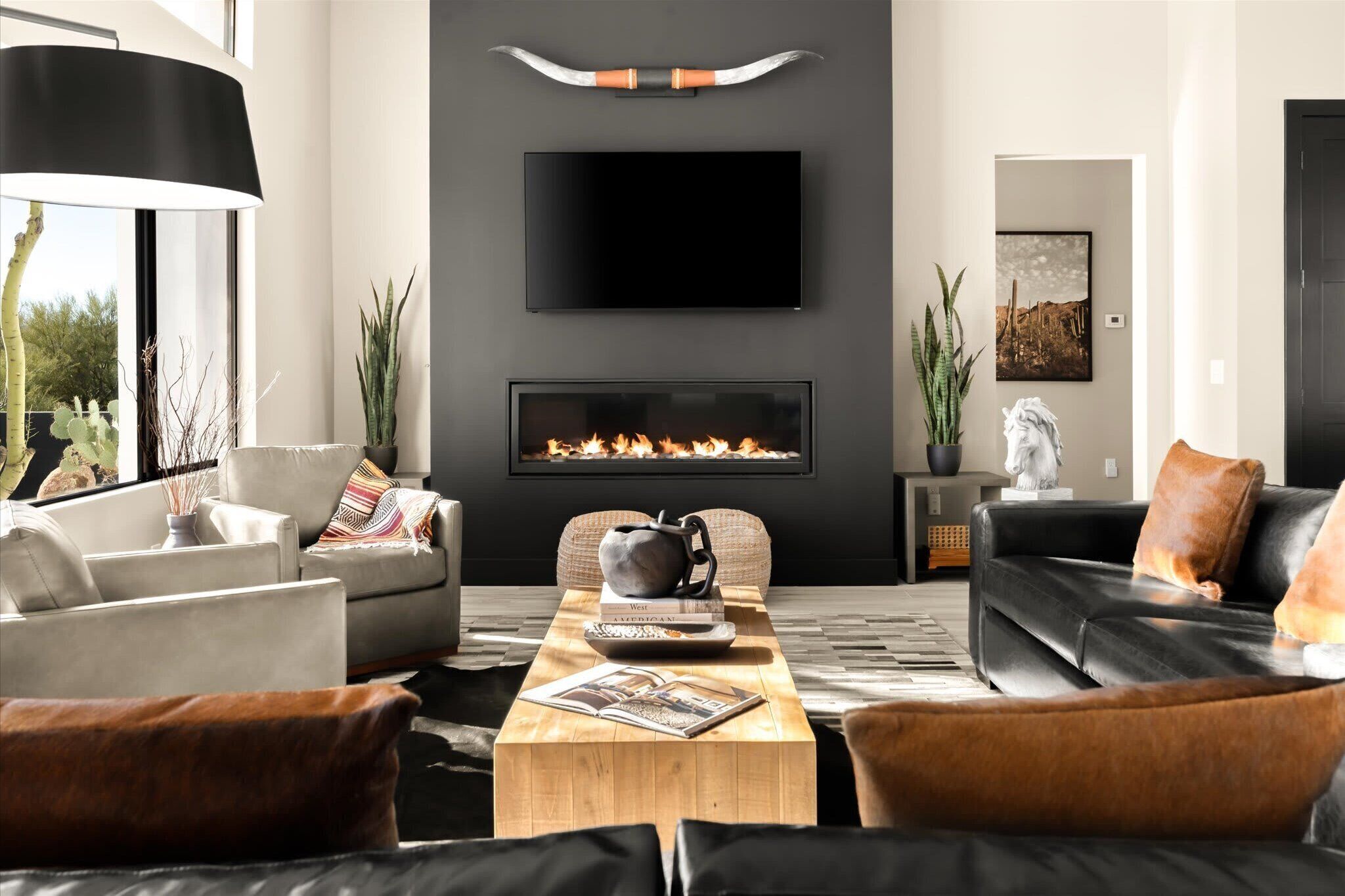 Smart TV, fireplace, offices