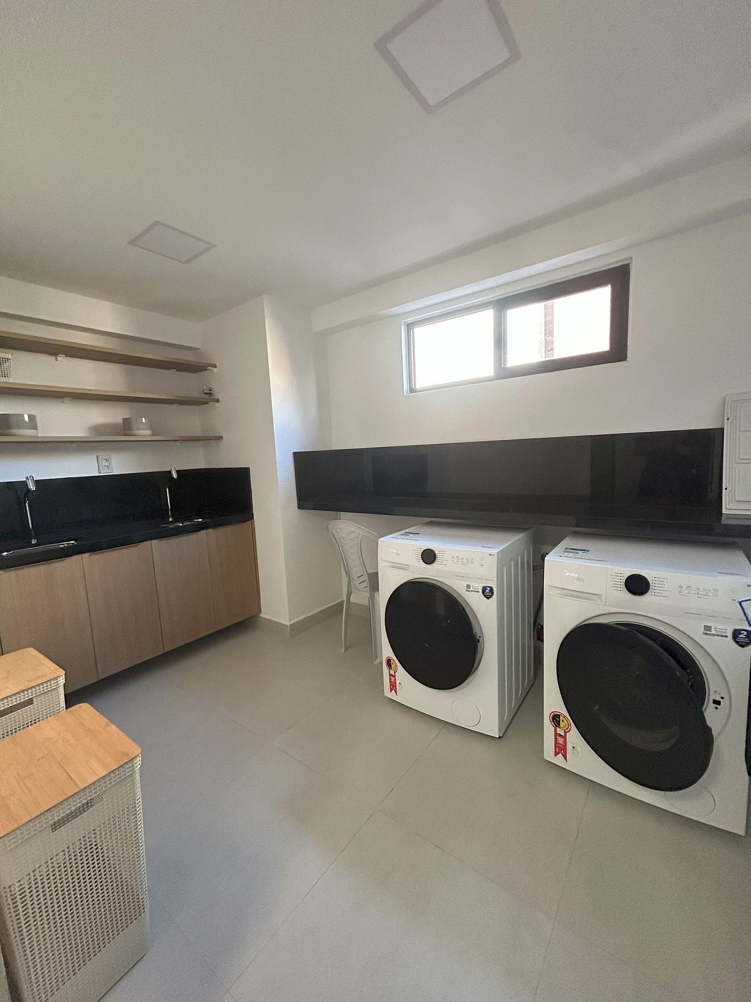 Basic Studio | Interior