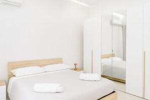 1 Schlafzimmer, Bügeleisen/Bügelbrett, kostenloses WLAN, Bettwäsche