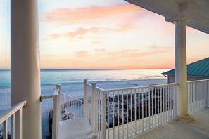 Property grounds - Gulf Front Home with Private Pool, In-Home Elevator and Movie Theatre (Miramar Beach)