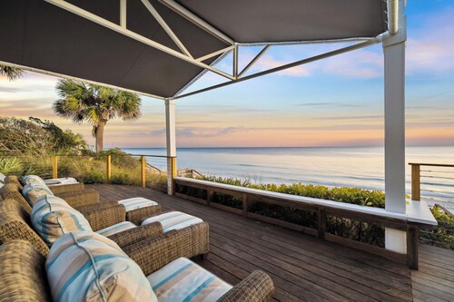 Gulf Front Home with Private Pool, Low-Speed Vehicle, Elevator and Bikes