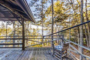 Terrace/patio - Cabin in the Pines with Cove Views & Beach Access (Boothbay Harbor)