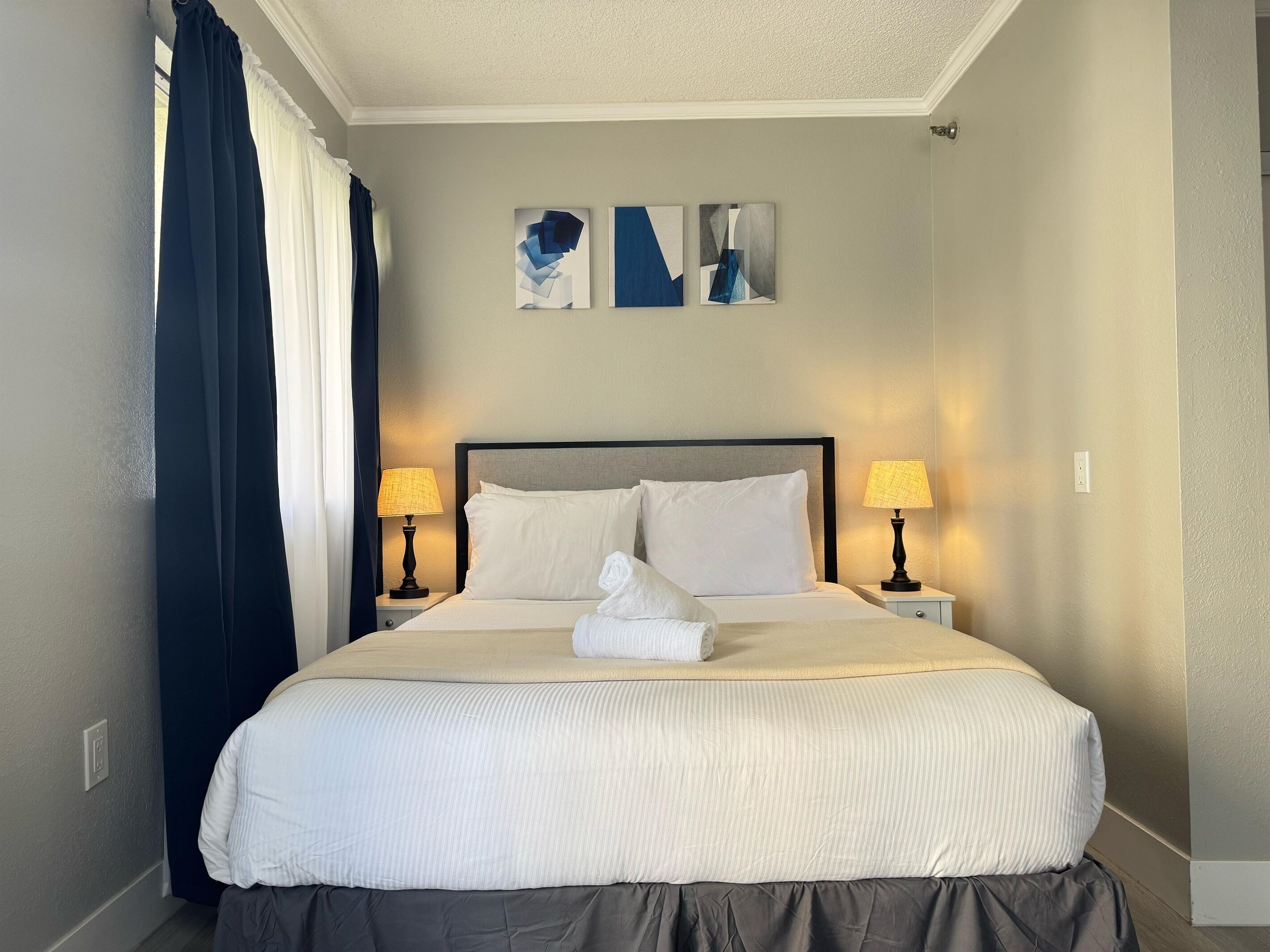 2 bedrooms, iron/ironing board, travel crib, free WiFi