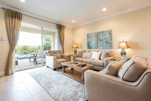 Smart-TV, Videospiele, DVD-Player, Musikbibliothek