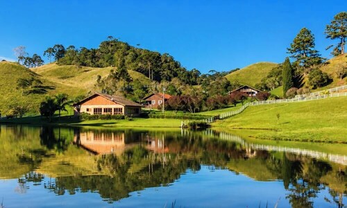 Linda Casa em Estilo Germânico em Rancho Queimado