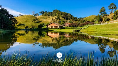 Linda Casa em Estilo Germânico em Rancho Queimado