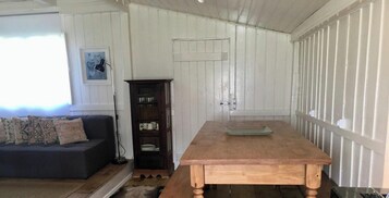 Casa de campo família, vista para a montanha | Área de estar | TV 42 polegadas com canais digitais