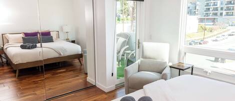 3 bedrooms, desk, iron/ironing board, WiFi