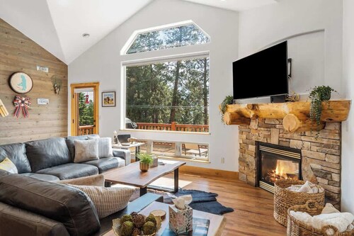 Flathead Lodge | Close to Skiing & Glacier Park