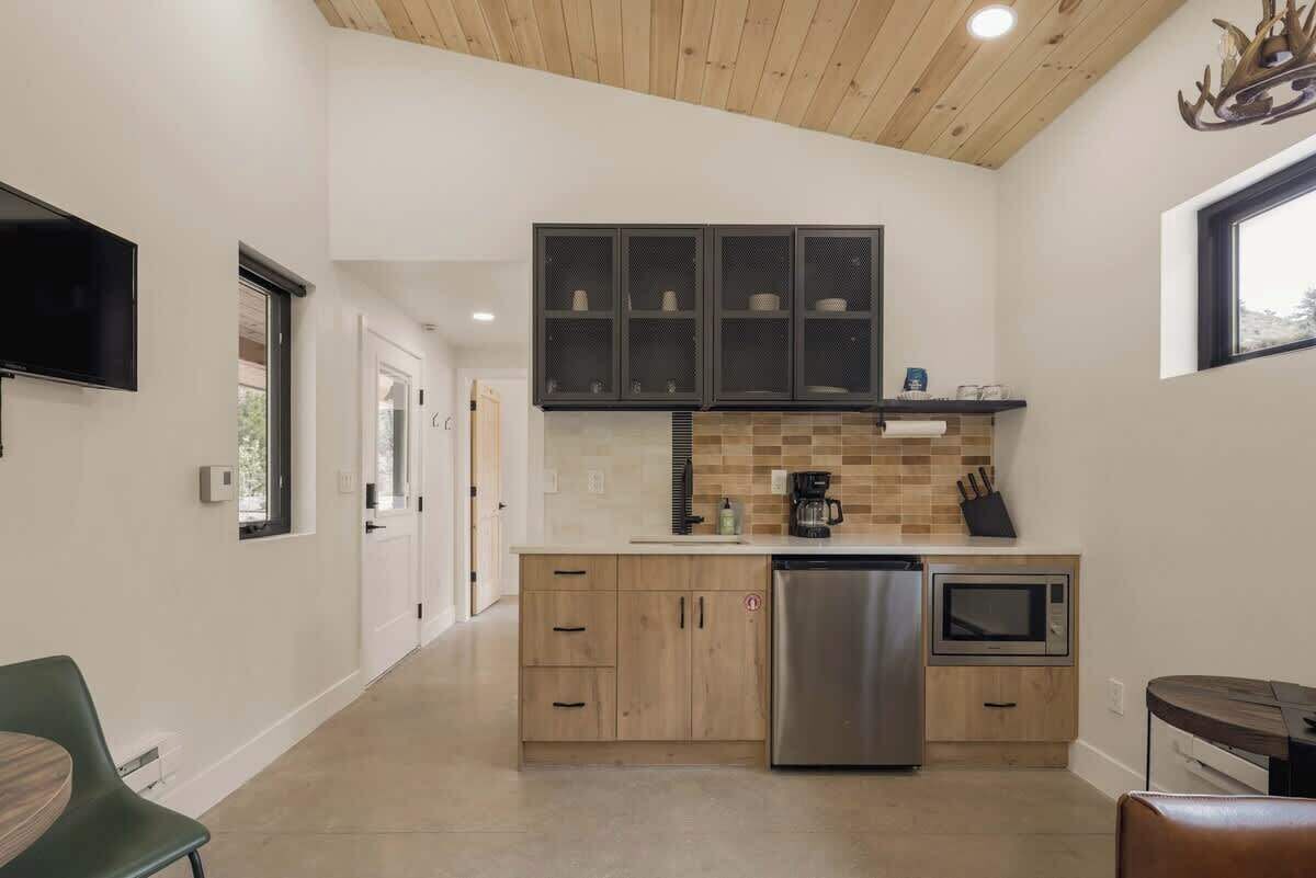 微波炉、茶具/咖啡用具、烤面包机、厨具/餐具