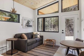 TV - The Ultimate 9-Cabin Retreat | Lostfork Basecamp (Grant)