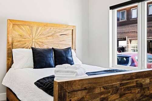 Golden Sanctuary | Luxe Apt | 1 Block From Main St