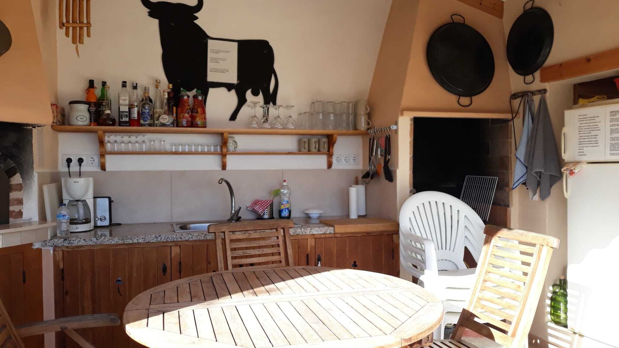 تناول الطعام بالخارج