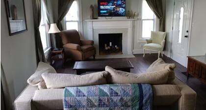 Old School Chattanooga Charm, Pet Friendly and 4 mins from Downtown!