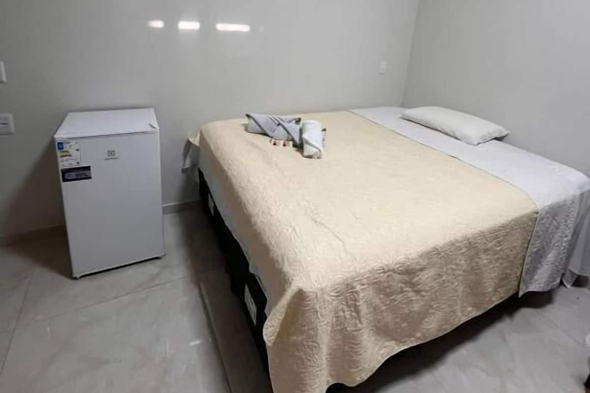 Basic Double Room, Garden View | WiFi (free)