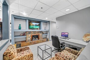 Interior - CARLTON INN O'HARE (Schaumburg)