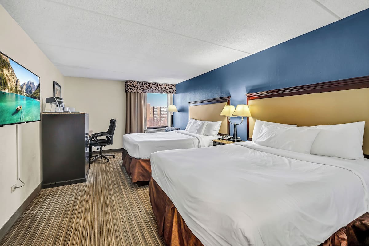 In-room safe, desk, laptop workspace, blackout curtains